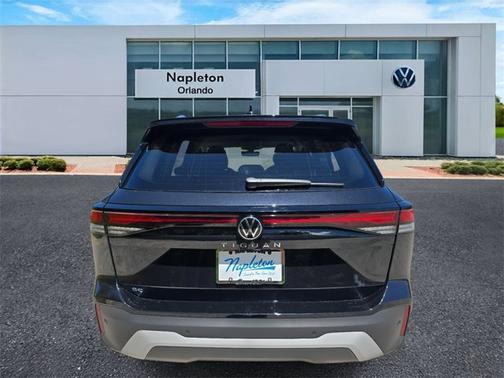 2025 Volkswagen Tiguan SE