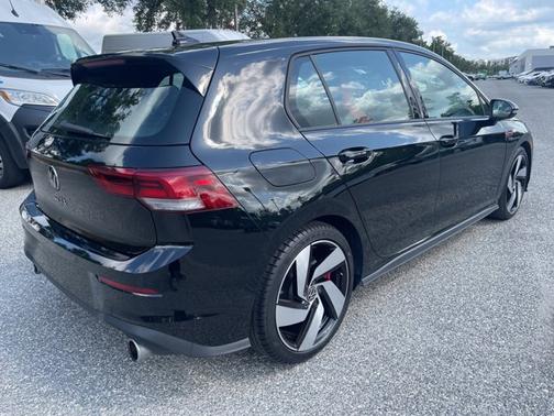 2024 Volkswagen Golf GTI S