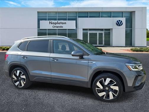2024 Volkswagen Taos SEL
