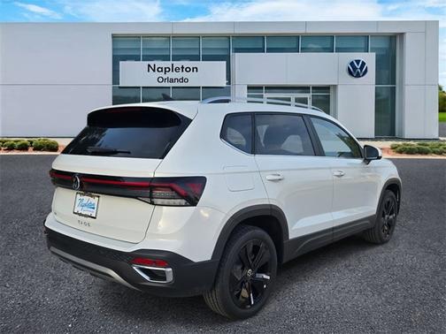 2025 Volkswagen Taos SE