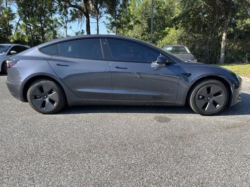 2022 Tesla Model 3 Base
