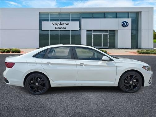 2025 Volkswagen Jetta SE