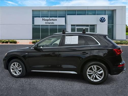 2023 Audi Q5 S line Premium