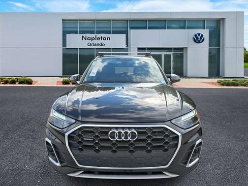 2023 Audi Q5 S line Premium