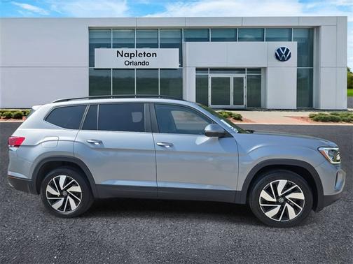 2024 Volkswagen Atlas 2.0T SE w/Technology
