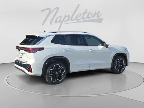 Opal White Pearl 2026 Volkswagen Tiguan SEL R-Line Turbo