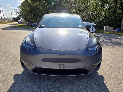 Midnight Silver Metallic 2023 Tesla Model Y Performance