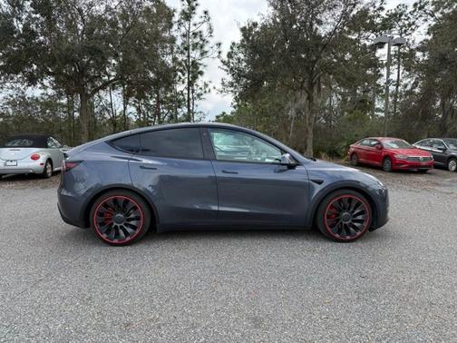 2023 Tesla Model Y Performance