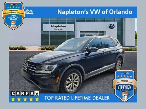 Pearl Metallic 2018 Volkswagen Tiguan 2.0T SE