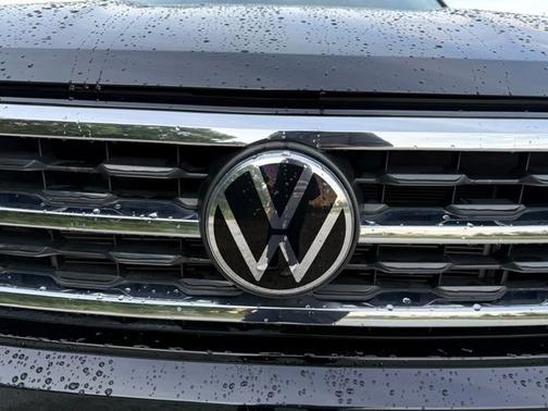 2022 Volkswagen Atlas 2.0T SE w/Technology