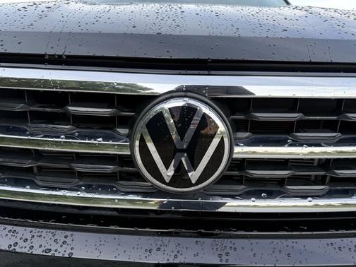 2022 Volkswagen Atlas 2.0T SE w/Technology