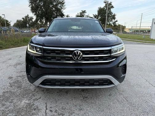 2022 Volkswagen Atlas 2.0T SE w/Technology