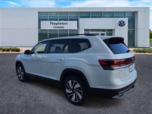 2025 Volkswagen Atlas 2.0T SE w/Technology