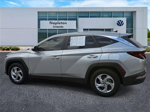 2024 Hyundai TUCSON SE