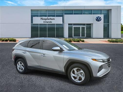 2024 Hyundai TUCSON SE