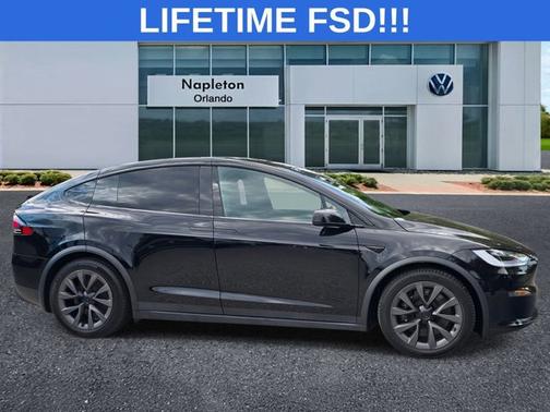 Black 2022 Tesla Model X Plaid