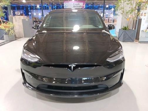 Black 2022 Tesla Model X Plaid