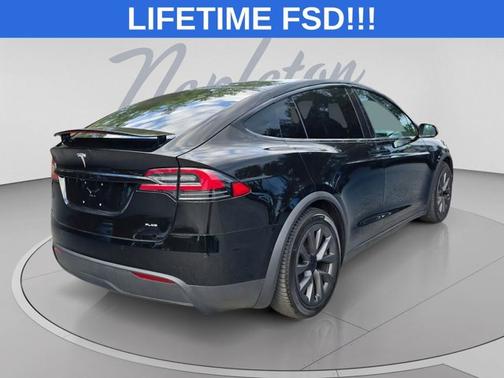Black 2022 Tesla Model X Plaid