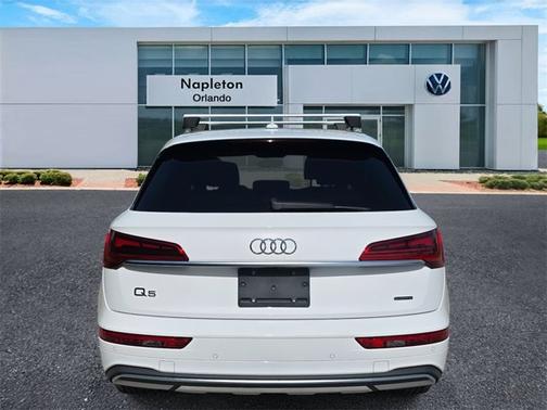 2022 Audi Q5 Premium