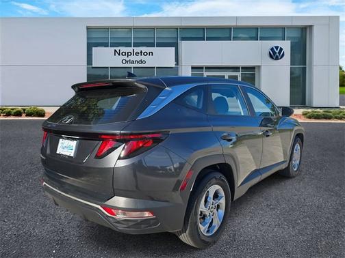 2024 Hyundai TUCSON SE