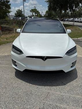 Pearl White Multi-Coat 2017 Tesla Model X 100D