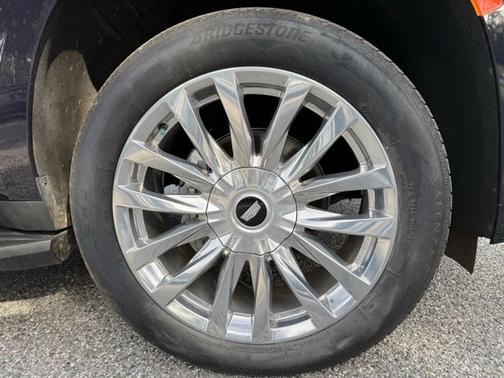 2023 Cadillac Escalade ESV 4WD Premium Luxury