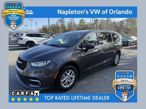 2023 Chrysler Pacifica Touring L