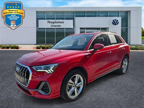2023 Audi Q3 S line Premium