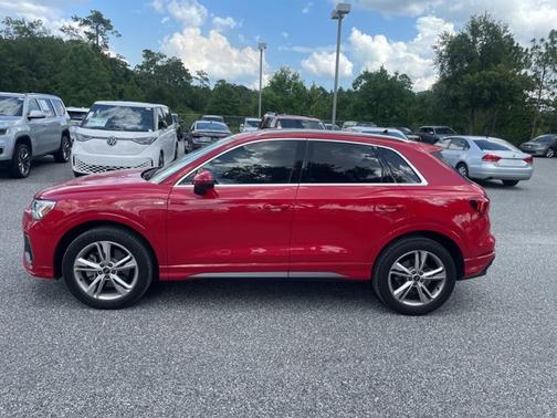 2023 Audi Q3 S line Premium