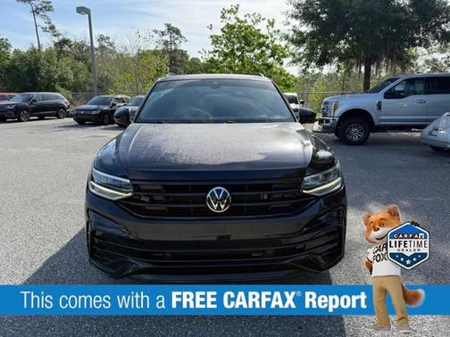 2022 Volkswagen Tiguan SE R-Line Black