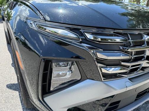 Ash Black 2025 Hyundai TUCSON Hybrid Limited
