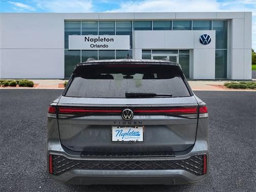 2026 Volkswagen Tiguan SE R-Line Black