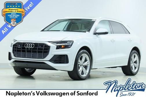 2023 Audi Q8 Premium Plus