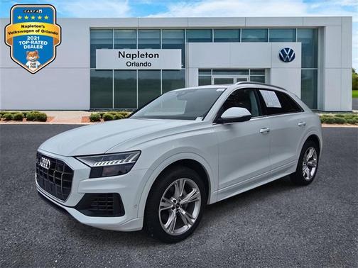 2023 Audi Q8 Premium Plus