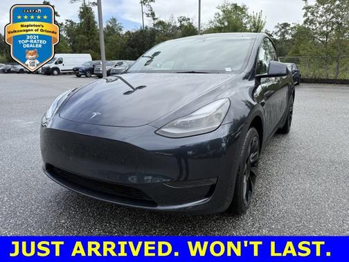 2024 Tesla Model Y Standard Range