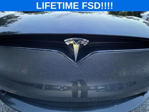 Black 2024 Tesla Model X Plaid