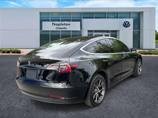 Black 2019 Tesla Model 3