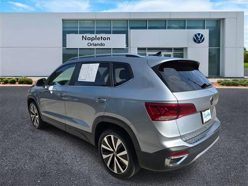 2022 Volkswagen Taos SE