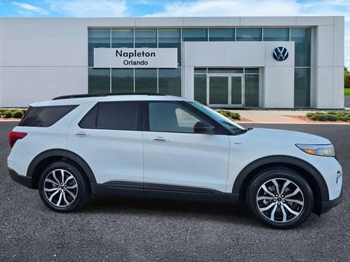 2024 Ford Explorer ST-Line