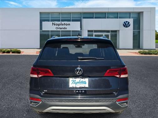 2024 Volkswagen Taos SE