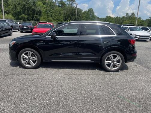 2021 Audi Q3 S line Premium Plus