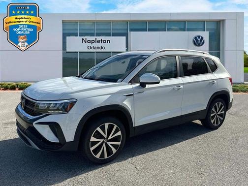 2024 Volkswagen Taos SE
