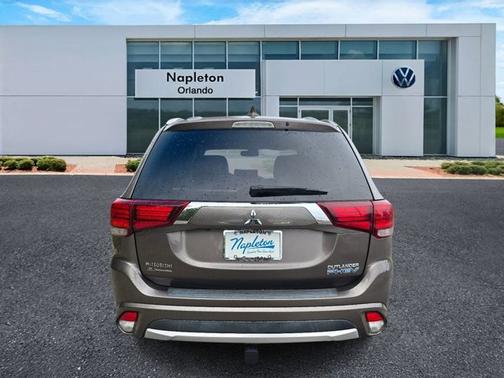 Diamond White Pearl 2018 Mitsubishi Outlander PHEV SEL