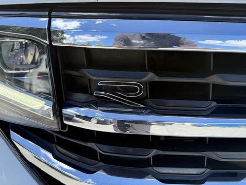 2022 Volkswagen Atlas 3.6L V6 SEL R-Line