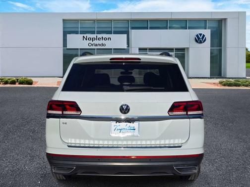 Pure White 2023 Volkswagen Atlas 2.0T SE w/Technology