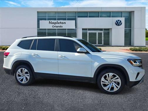 Pure White 2023 Volkswagen Atlas 2.0T SE w/Technology