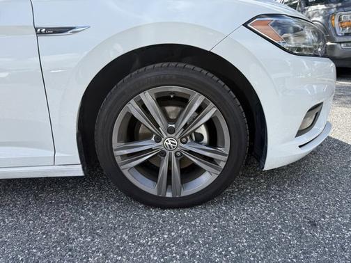 2021 Volkswagen Jetta 1.4T R-Line