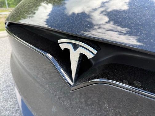 Black 2022 Tesla Model X Plaid