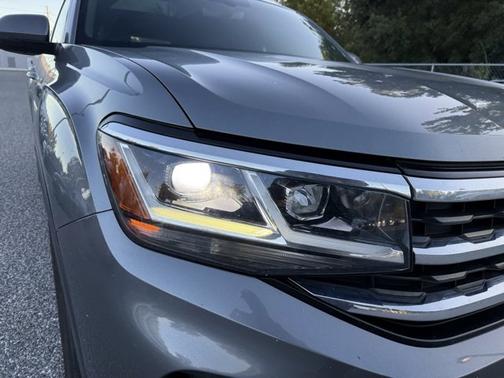 2023 Volkswagen Atlas Cross Sport 3.6L V6 SE w/Technology