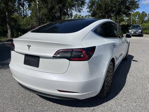 2019 Tesla Model 3 Mid Range